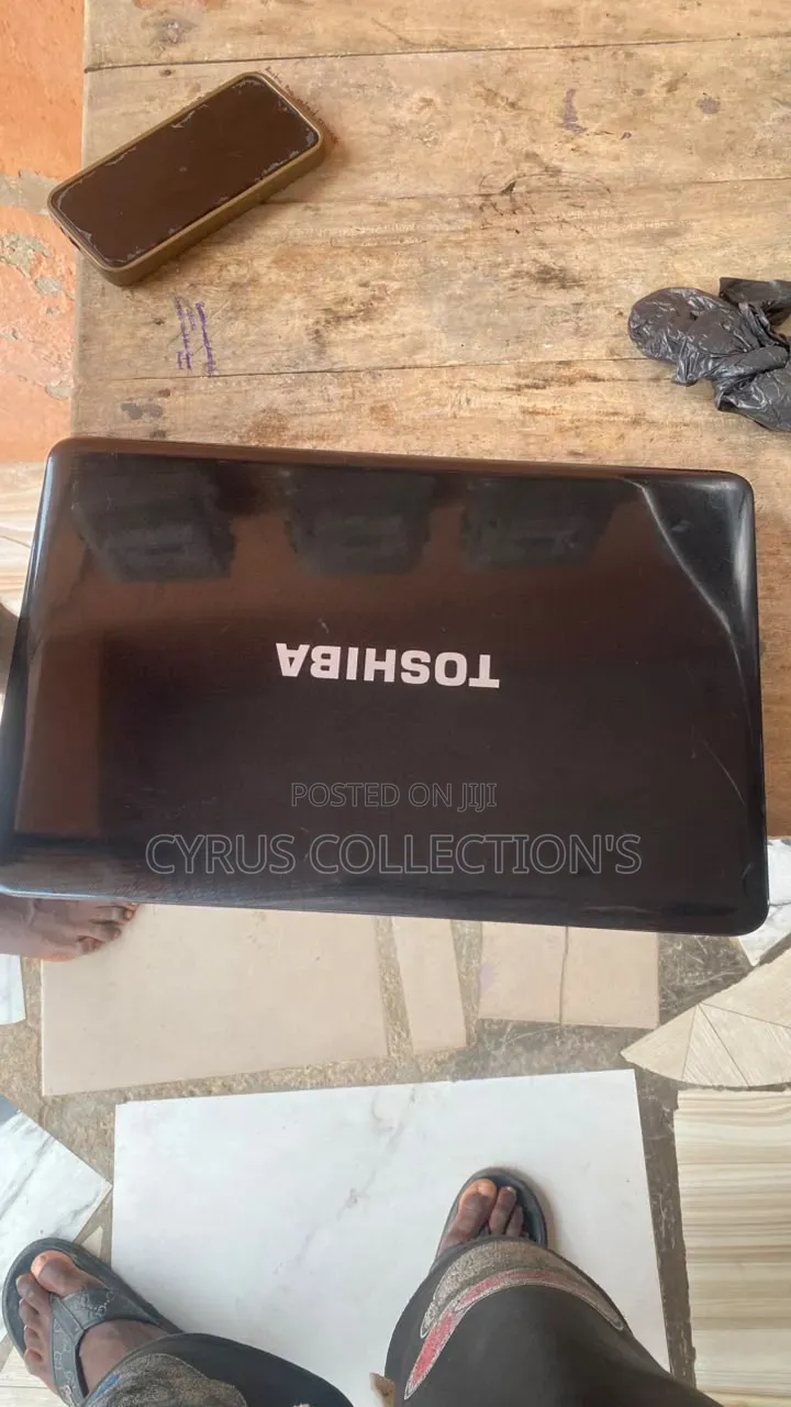 Laptop Toshiba Satellite L600 4GB AMD SSD 250GB