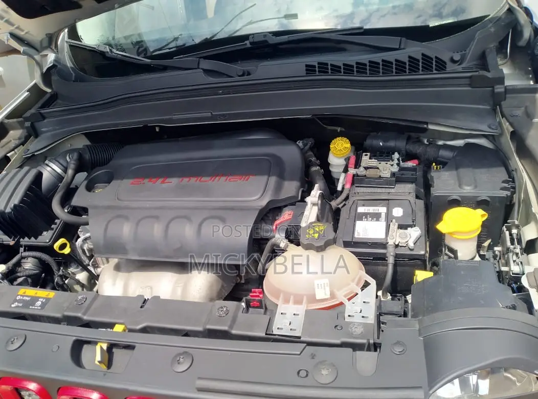 Jeep Renegade 2016 Silver
