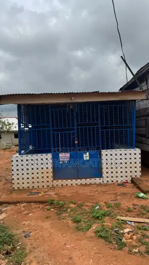 Store to Let or Sale