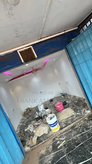 Store to Let or Sale