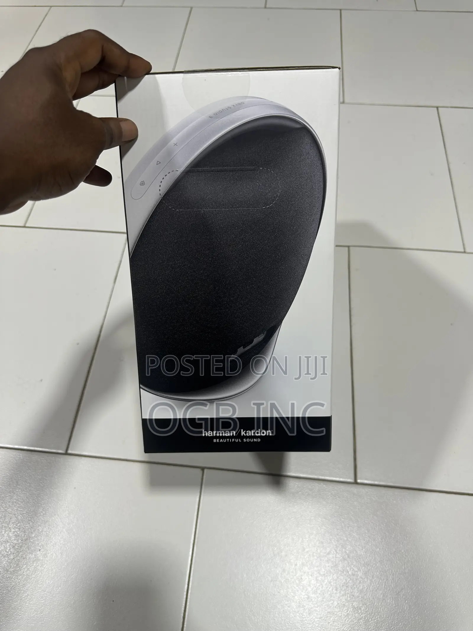 Harman Kardon Onyx Studio 9