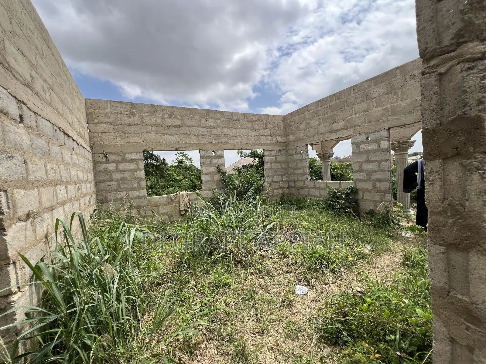 3bdrm House in Kenyasi Adwumam, Kumasi Metropolitan for sale