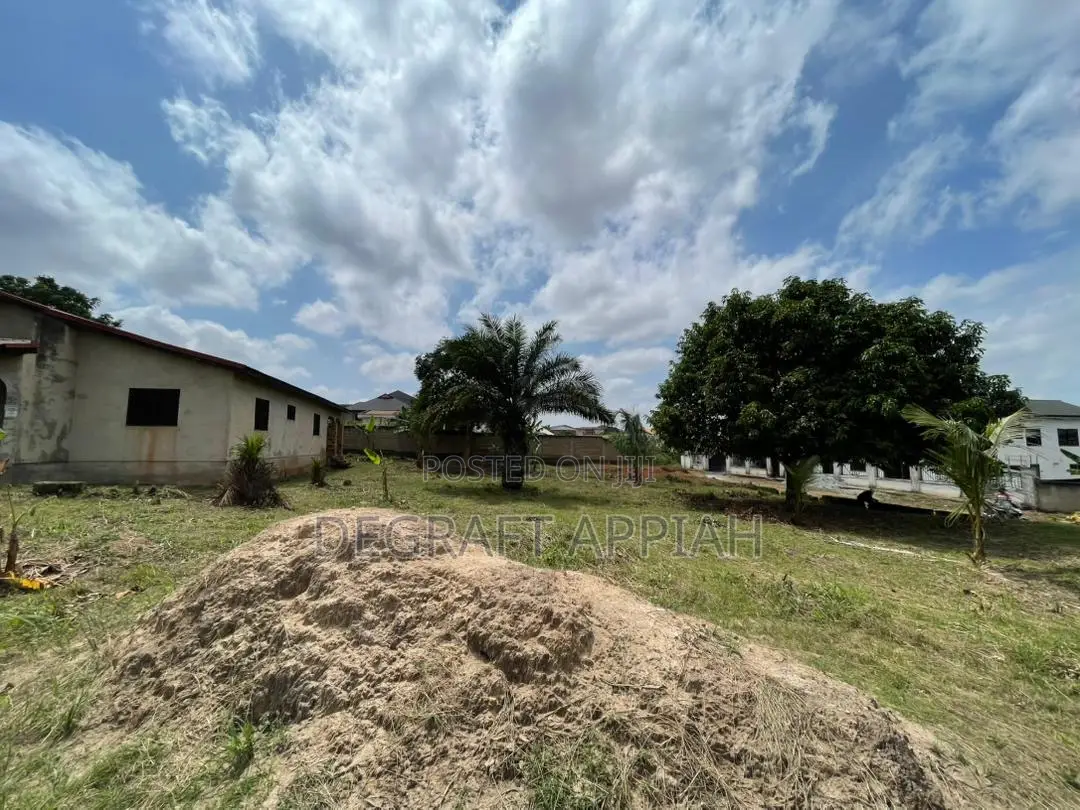 Land for Sale at Kwadaso Denkyemuoso