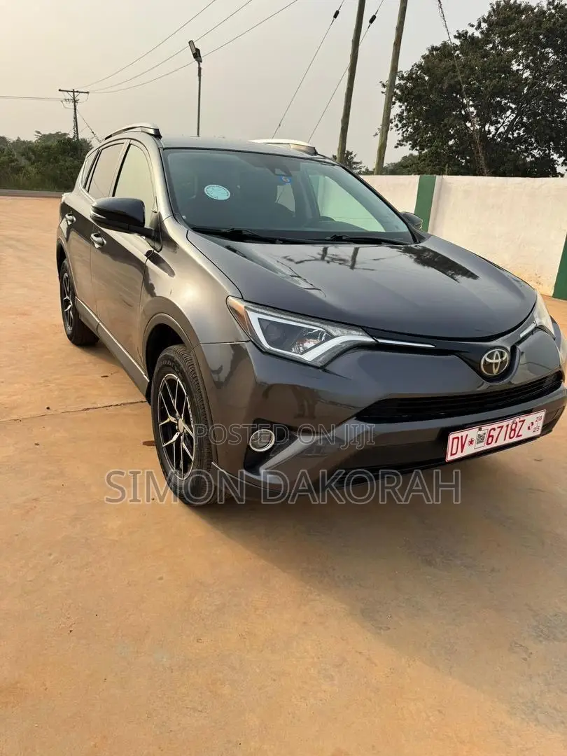 Toyota RAV4 2018 Blue