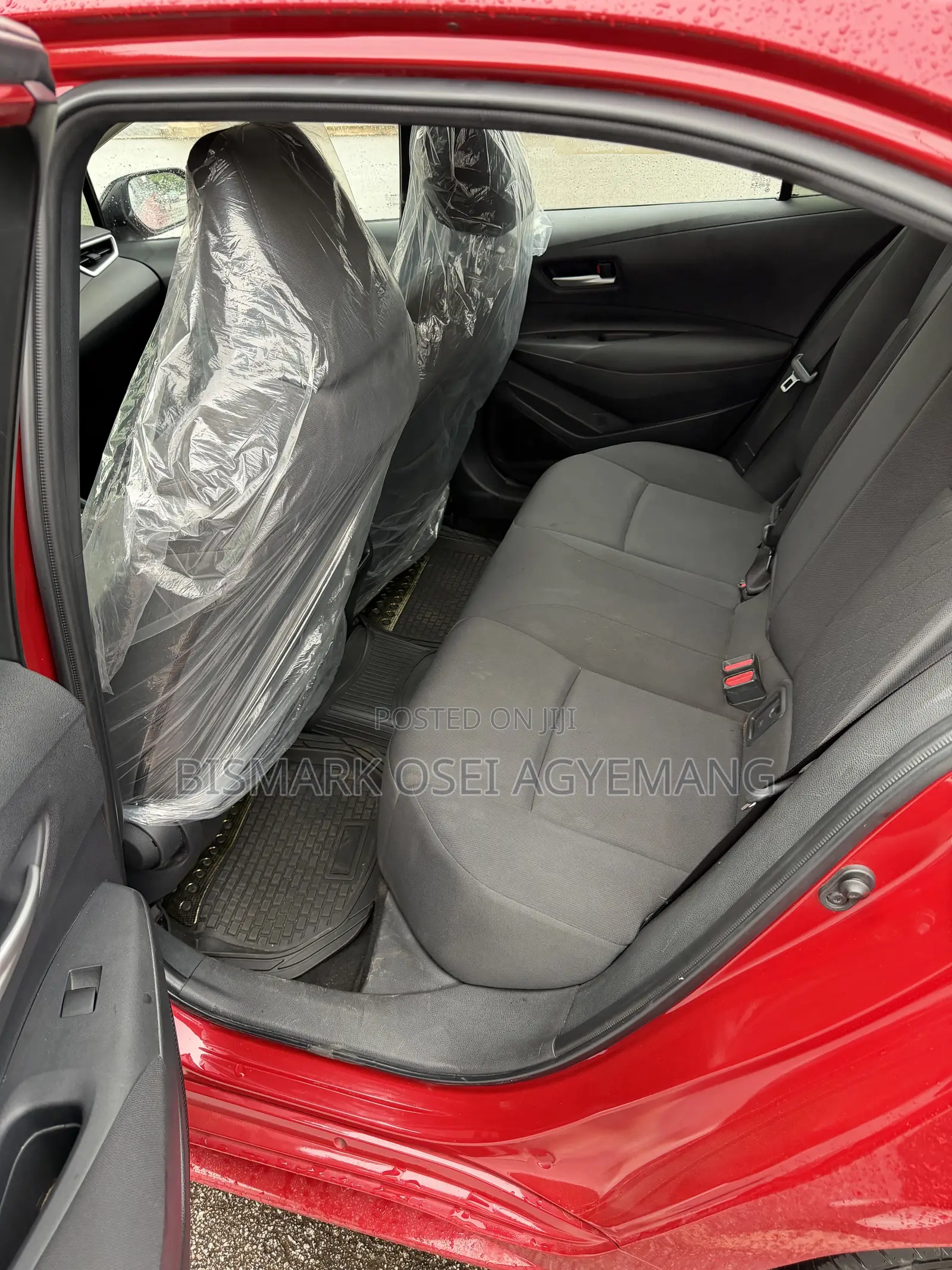 Toyota Corolla LE 2020 Red