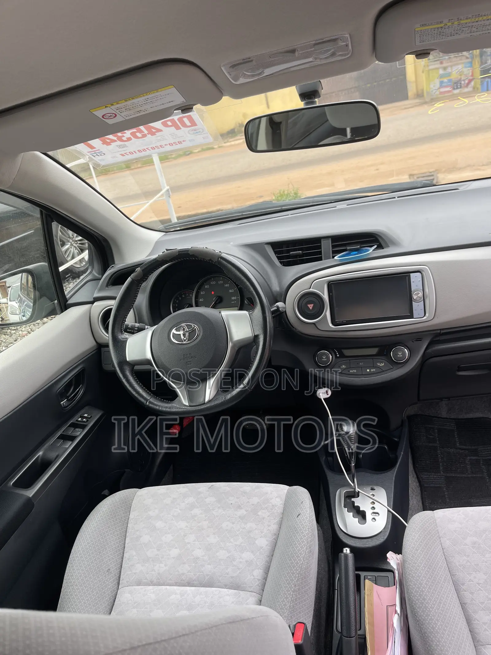 Toyota Vitz 1.3 AWD 3dr 2013 Blue