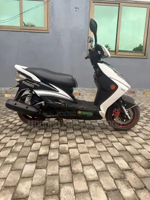 Yamaha 2023 White