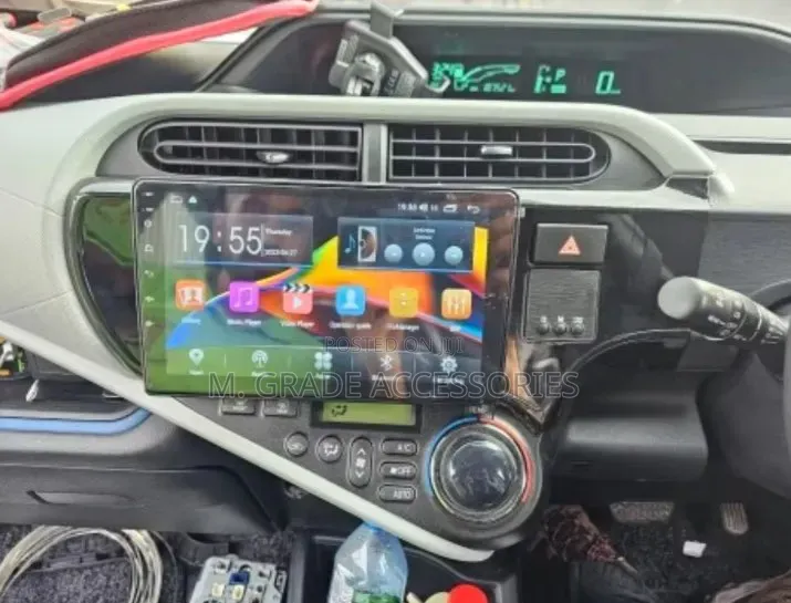 Toyota Aqua RHD Premium Android Screen Apple Carplay