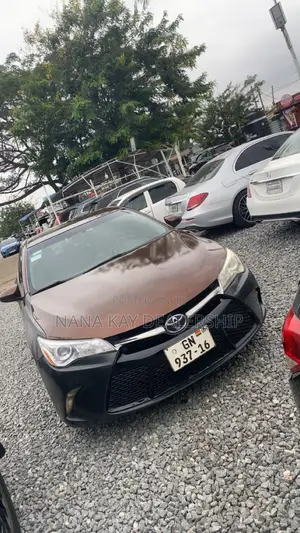 Toyota Camry LE 4dr Sedan (2.5L 4cyl 6A) 2016 Burgundy