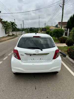 Toyota Vitz 2014 White
