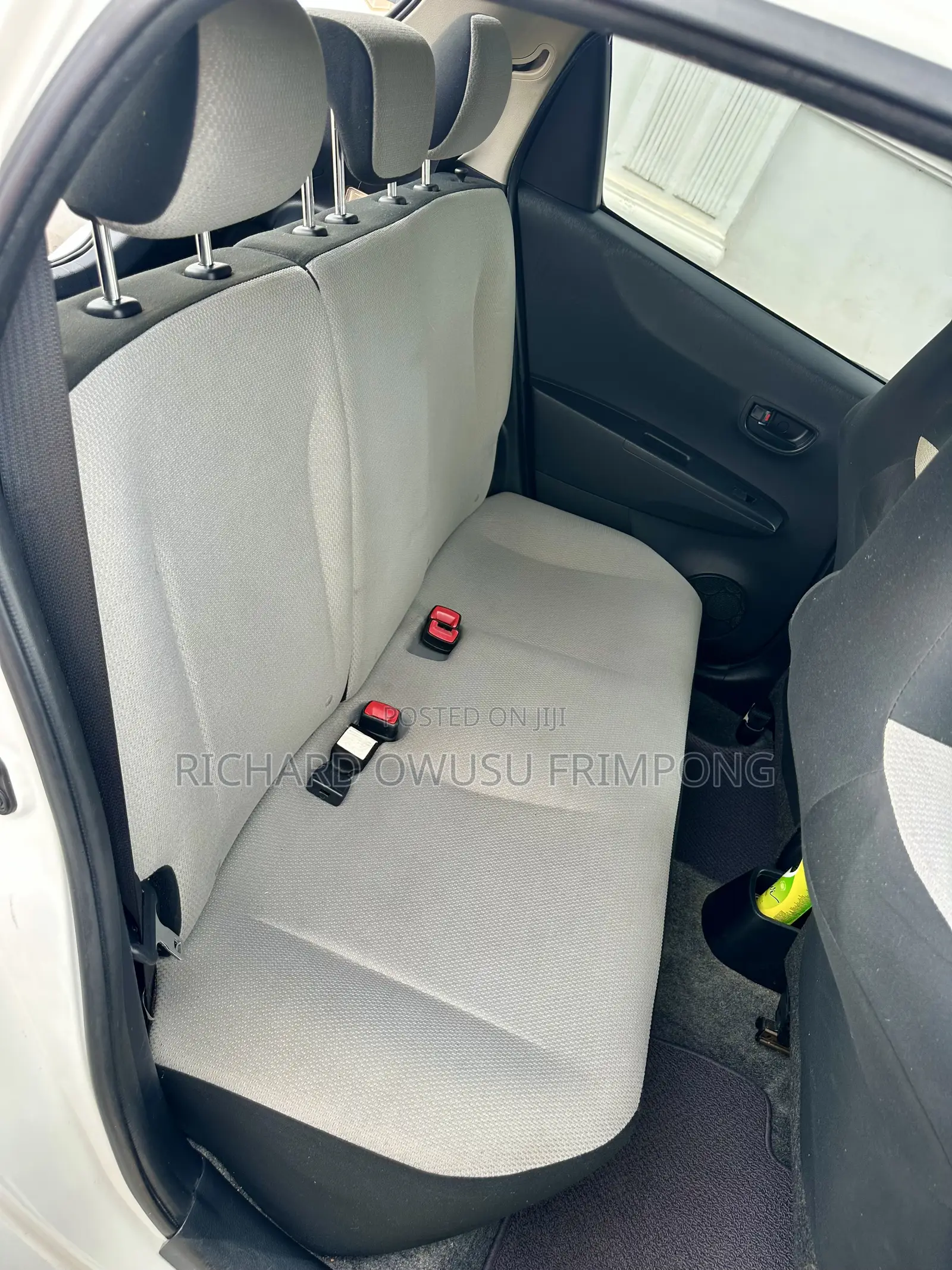 Toyota Vitz 2014 White