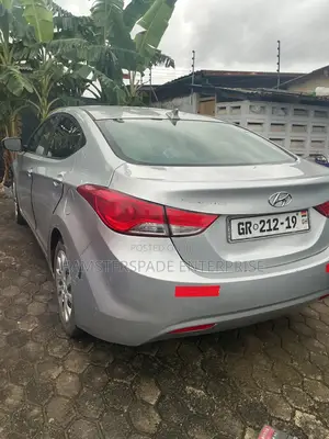 Hyundai Elantra 2013 Silver