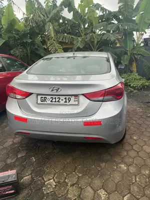 Hyundai Elantra 2013 Silver