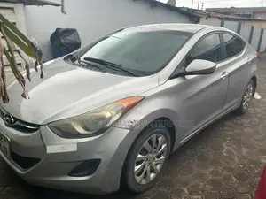 Hyundai Elantra 2013 Silver
