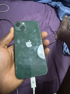 Apple iPhone 13 128 GB Green