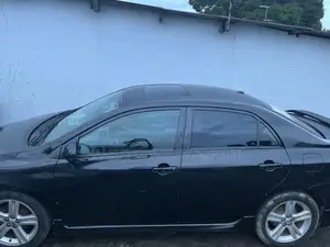 Toyota Corolla 2013 Black