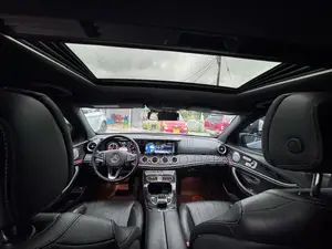 Mercedes-Benz C300 Luxury 4matic Sedan AWD (2.0L 4cyl 7A) 2017 Gray