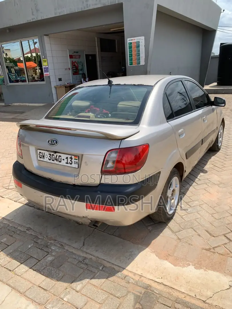 Kia Rio 2006 Gold