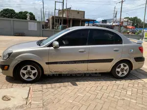 Kia Rio 2006 Gold