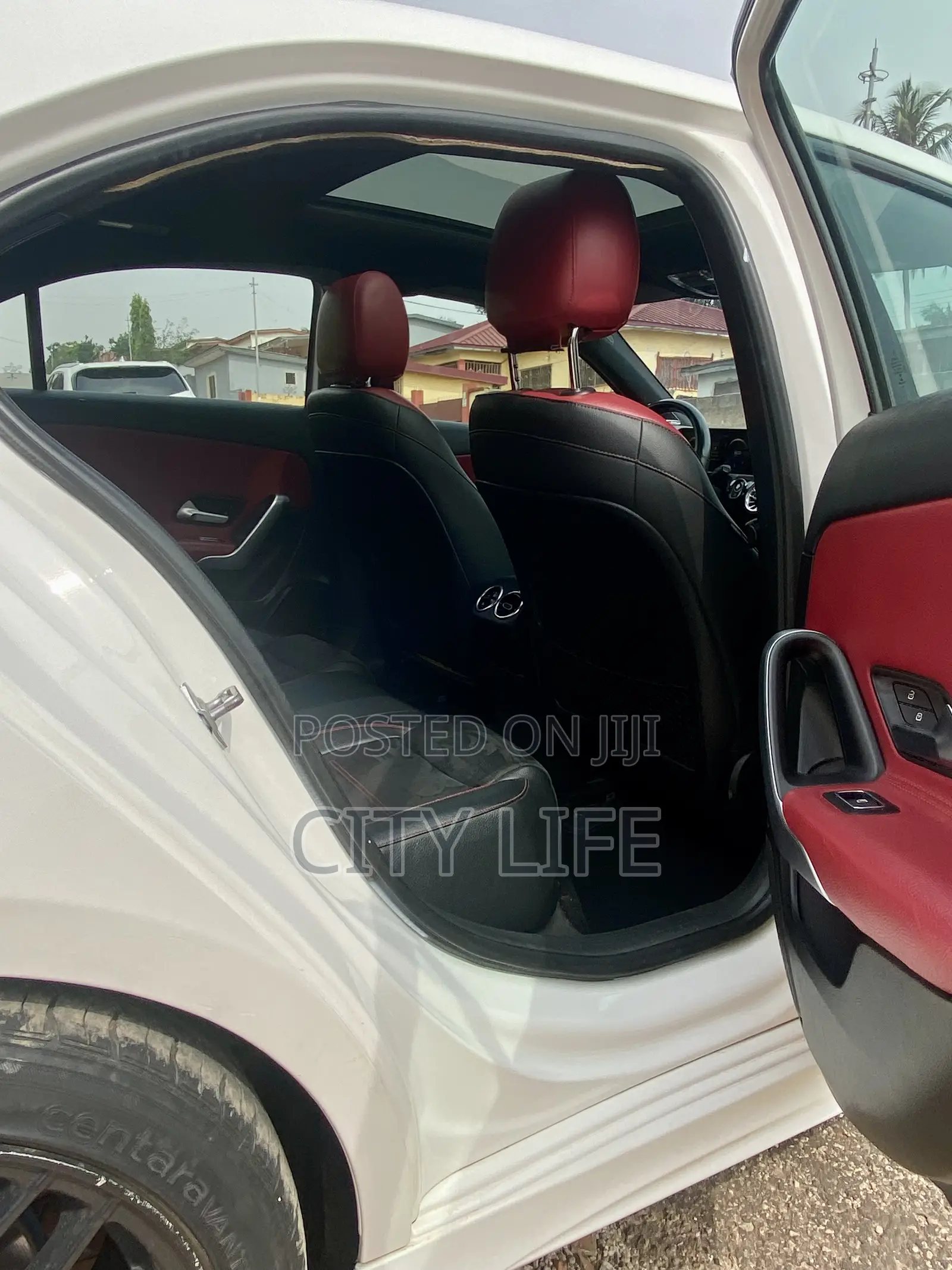 Mercedes-Benz A-Class A 220 4MATIC 2022 White