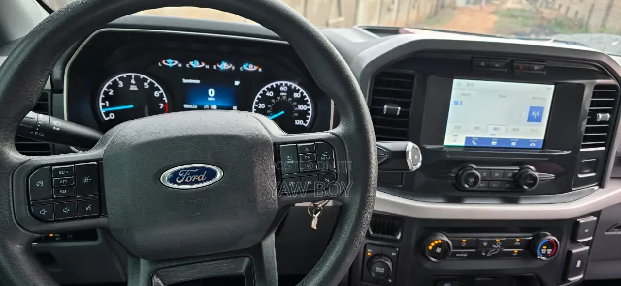 Ford F-150 2022 Silver