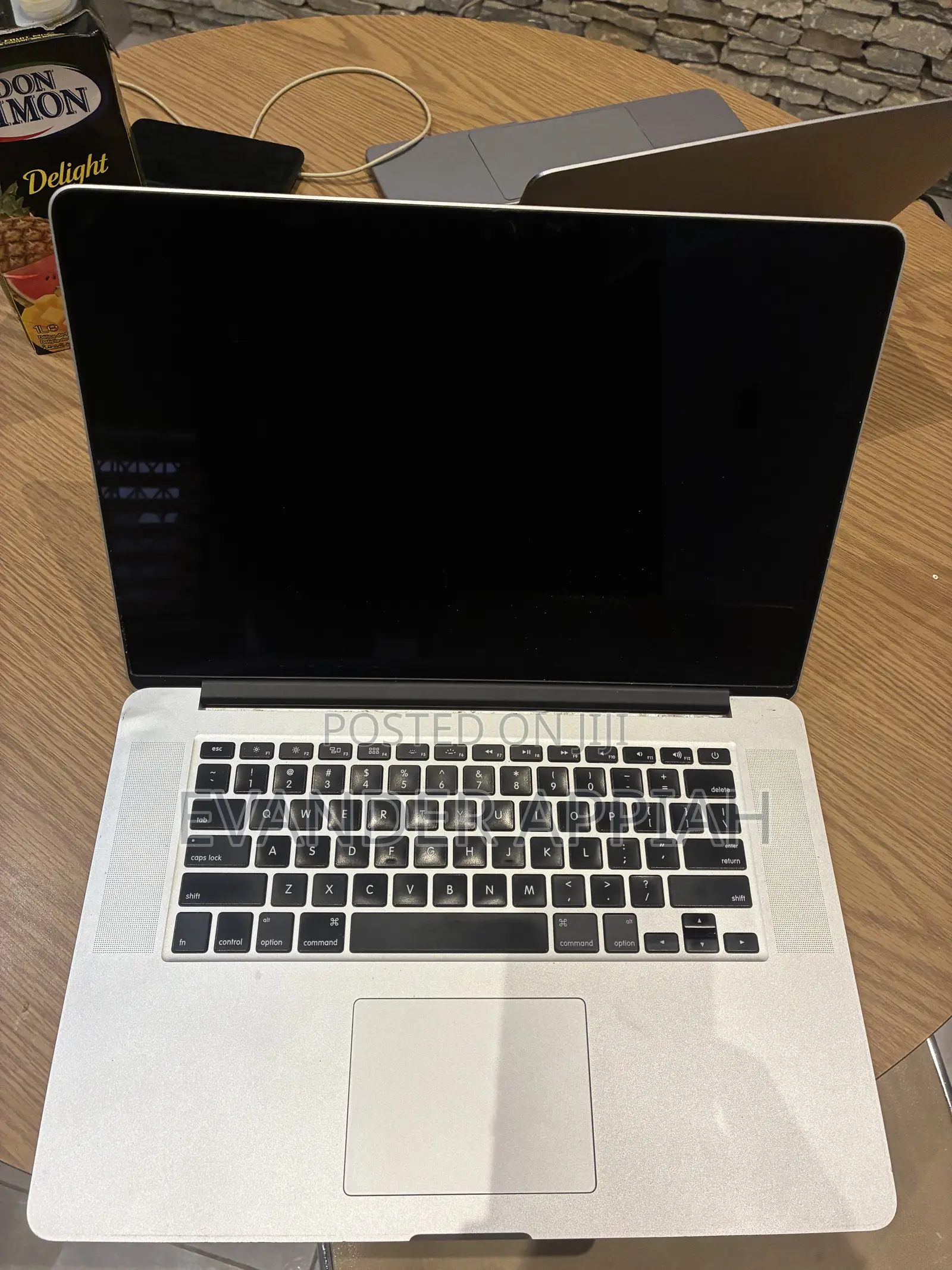 Laptop Apple MacBook Pro 2015 16GB Intel Core i7 SSD 256GB