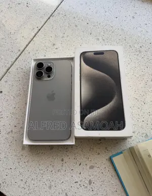 Apple iPhone 15 Pro Max 512 GB Silver
