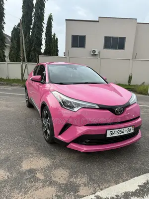 Toyota C-HR 2017 Pink