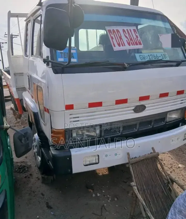 Kia Bongo Four