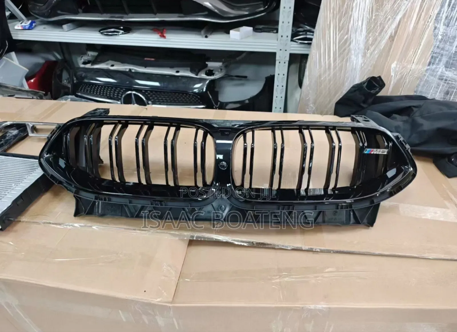 BMW M8 2024 Front Grille