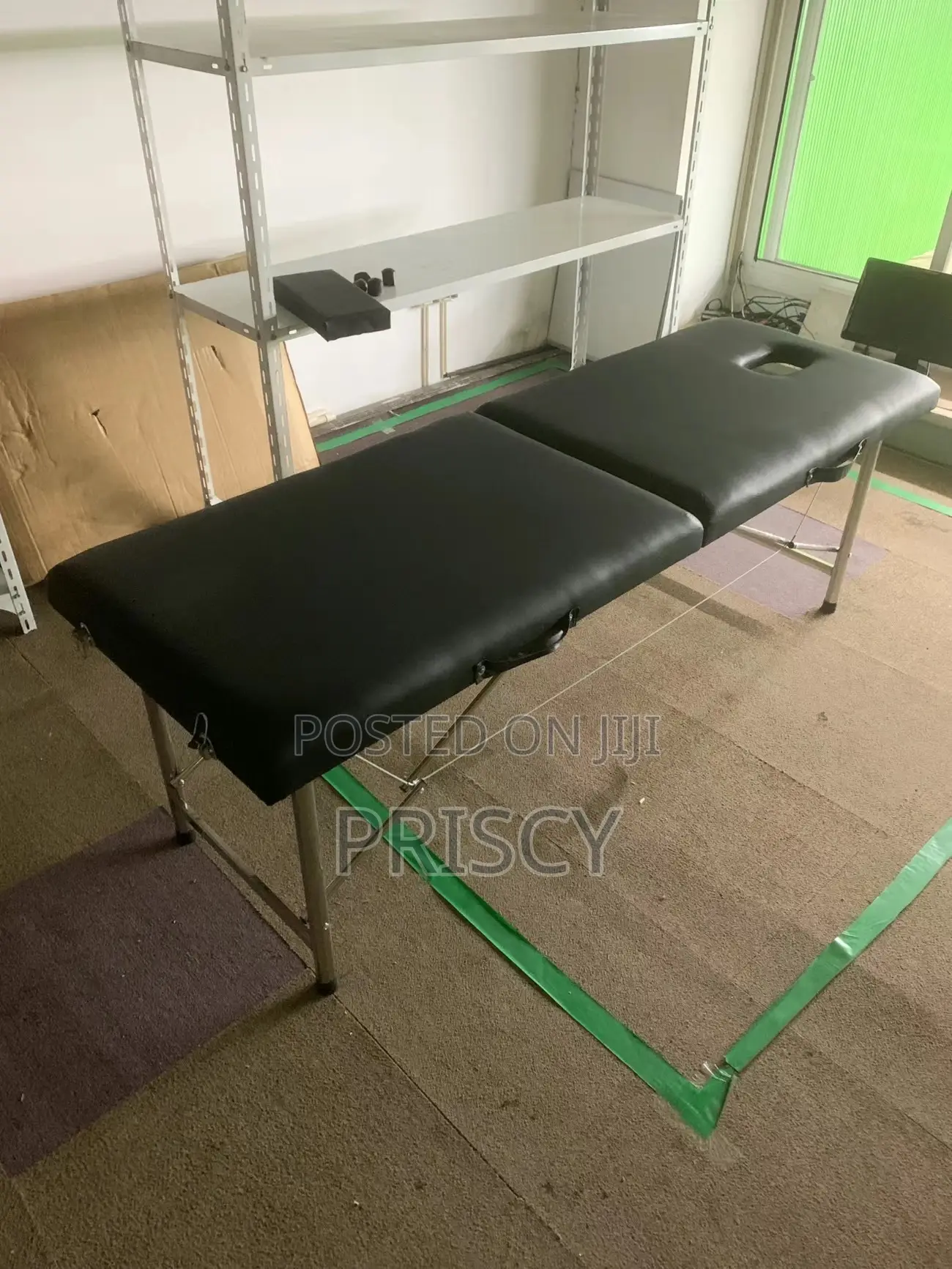 Black Lash Bed