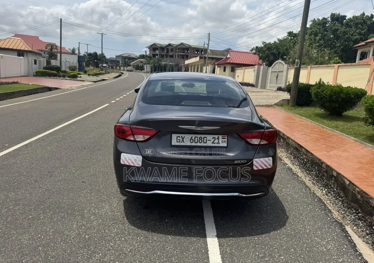 Chrysler 200 Limited 2015 Gray
