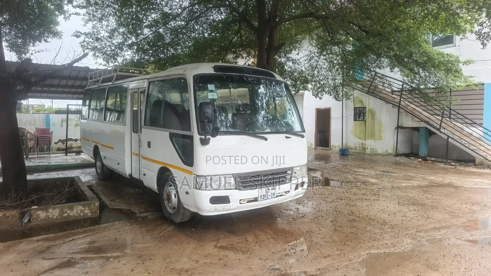 Toyota Coaster 2011 White