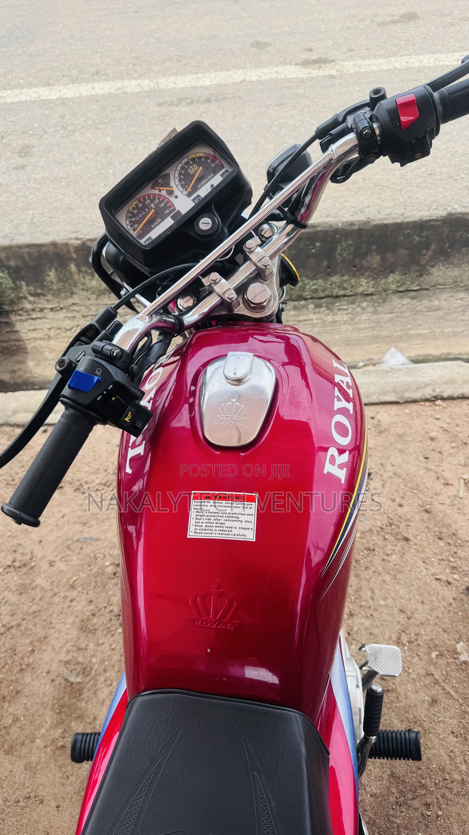New Royal RY150 2026 Red