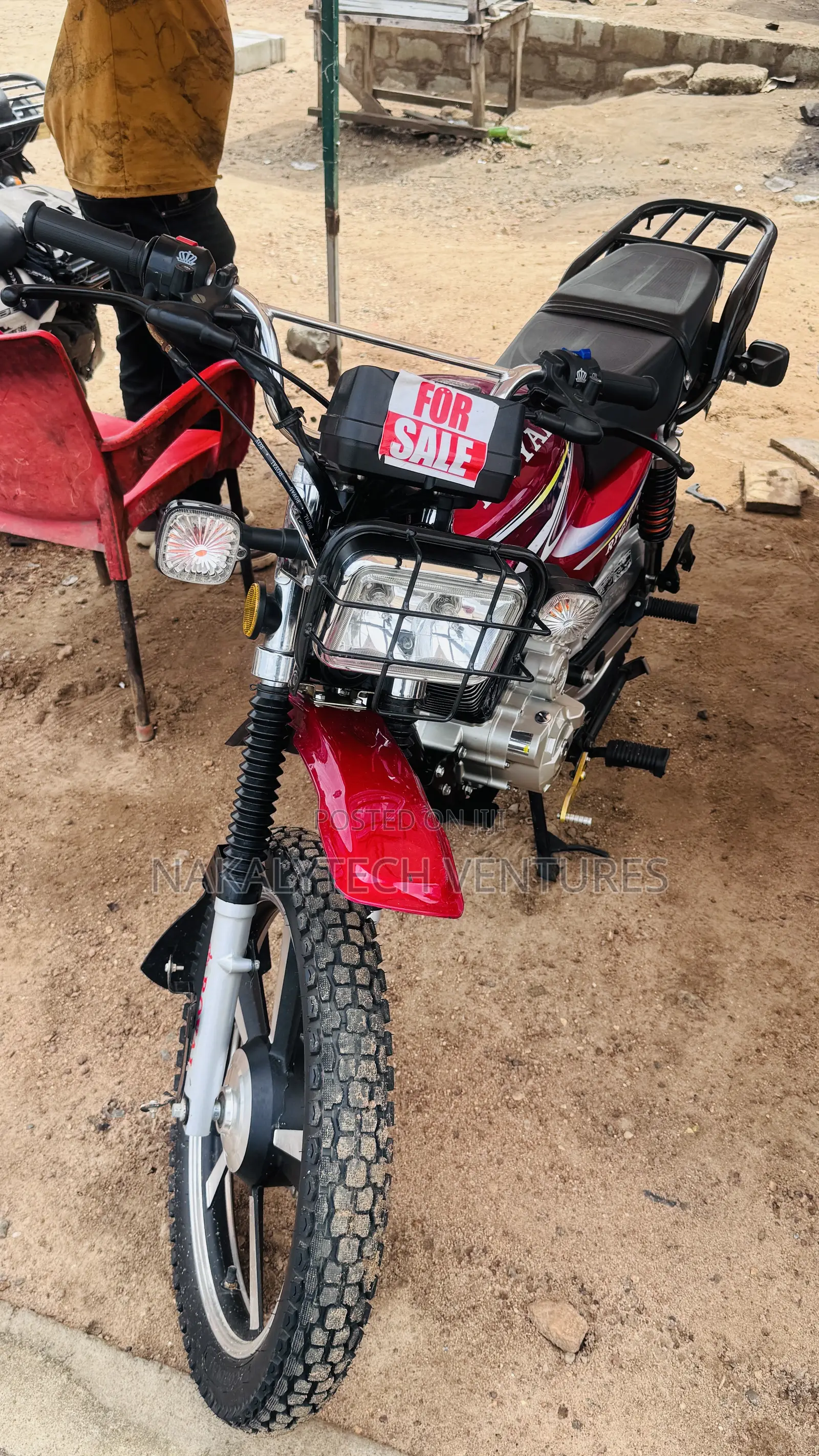 New Royal RY150 2026 Red