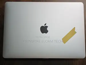 Laptop Apple MacBook Pro 2020 32GB Intel Core i7 SSD 512GB