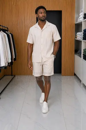 Luxury Men’S 2-Piece Linen Short Set – Cream Casual Outfit