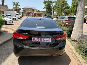 Hyundai Elantra GLS Sedan FWD (1.8L 4cyl 6A) 2013 Black