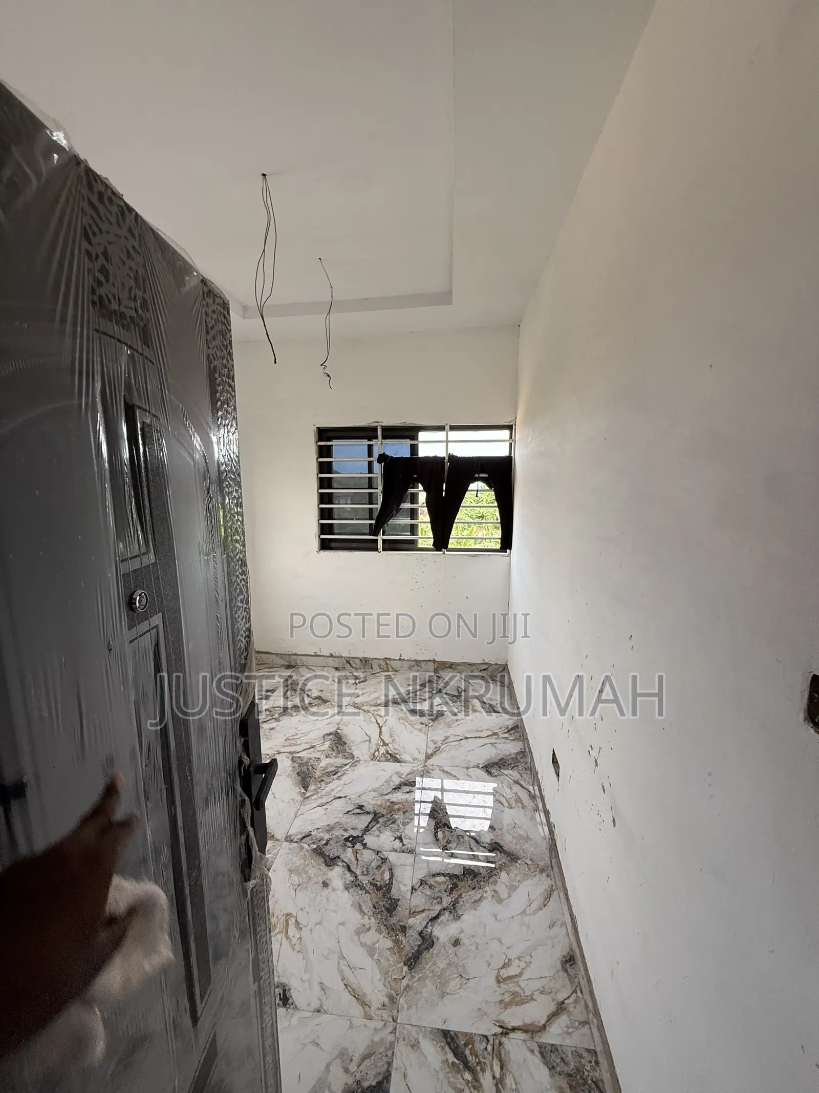 2bdrm Apartment in Mr Justice Estate, Bortiano for rent