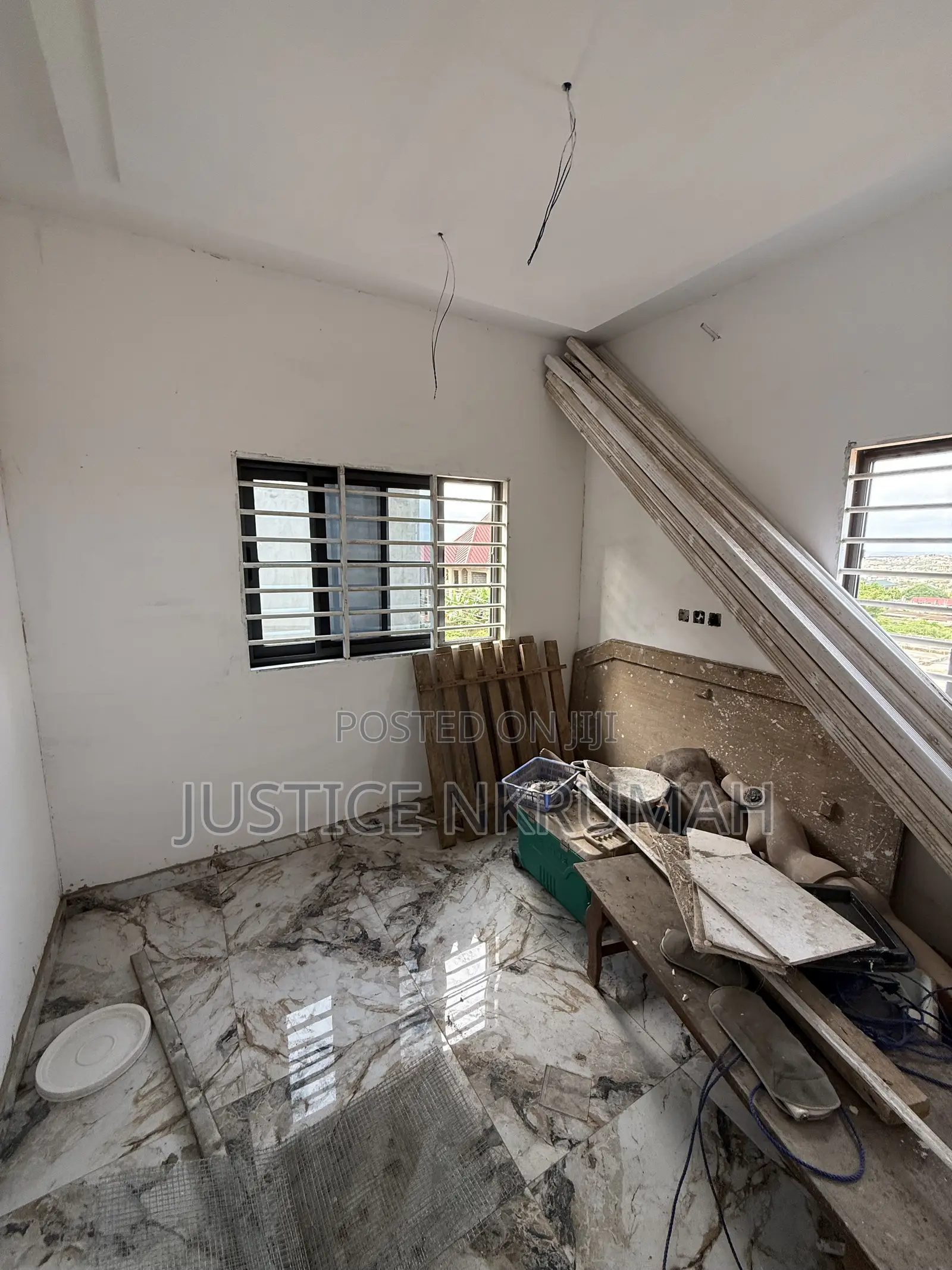 2bdrm Apartment in Mr Justice Estate, Bortiano for rent