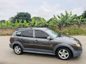 Pontiac Vibe 1.8L 2010 Gray