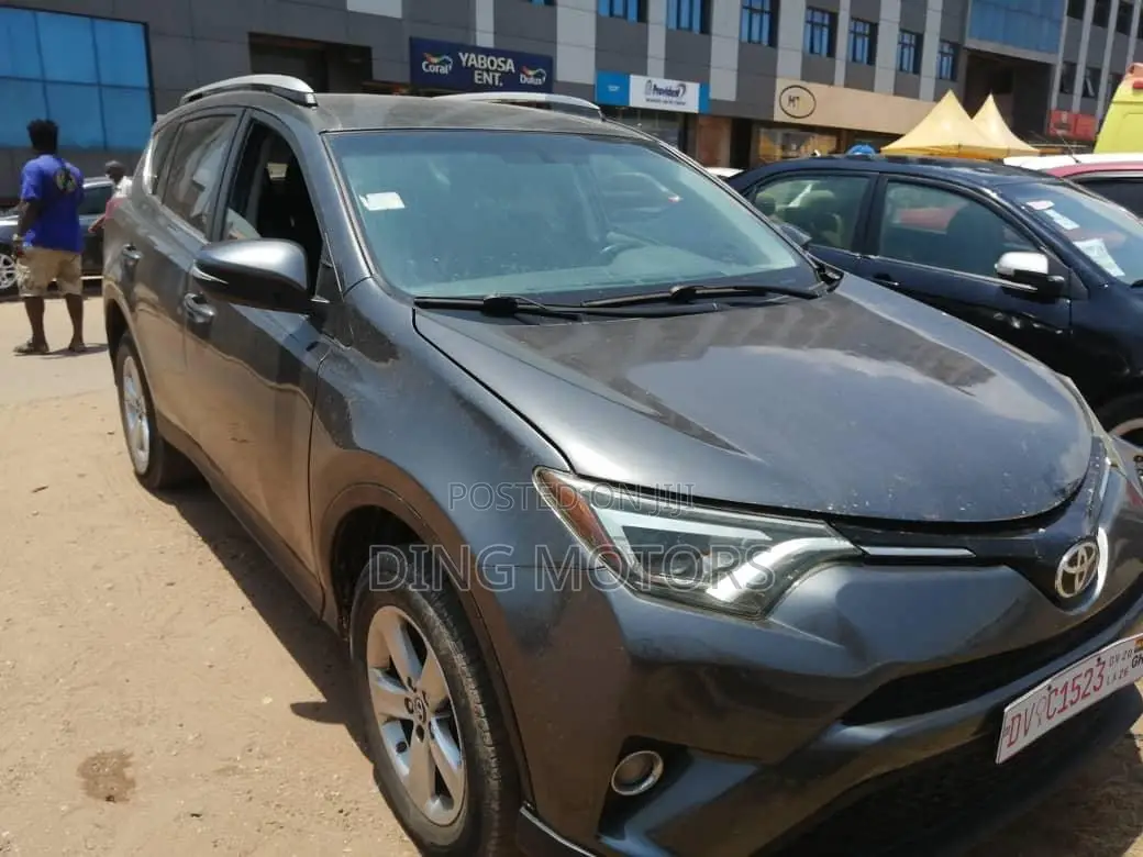 Toyota RAV4 2018 Gray