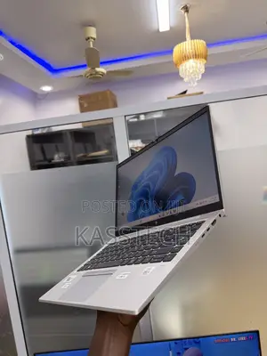 Laptop HP EliteBook 840 G7 8GB Intel Core i5 SSD 256GB