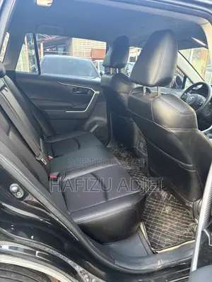 Toyota RAV4 LE FWD 2023 Black
