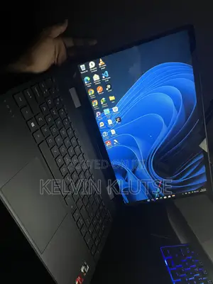 Laptop HP Envy x360 Convertible 15 es2xx 8GB AMD Ryzen 7 SSD 500GB