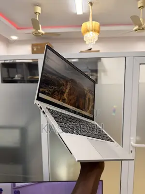 Laptop HP EliteBook 830 G7 16GB Intel Core i5 SSD 256GB