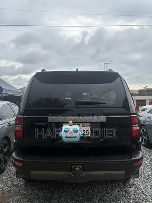 Toyota Land Cruiser Prado 2.8 2024 Black