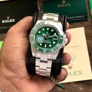 Rolex Submariner Date "Hulk" (Ref. 116610lv)