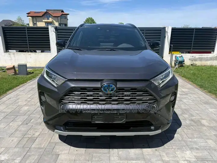 Toyota RAV4 2022 Gray