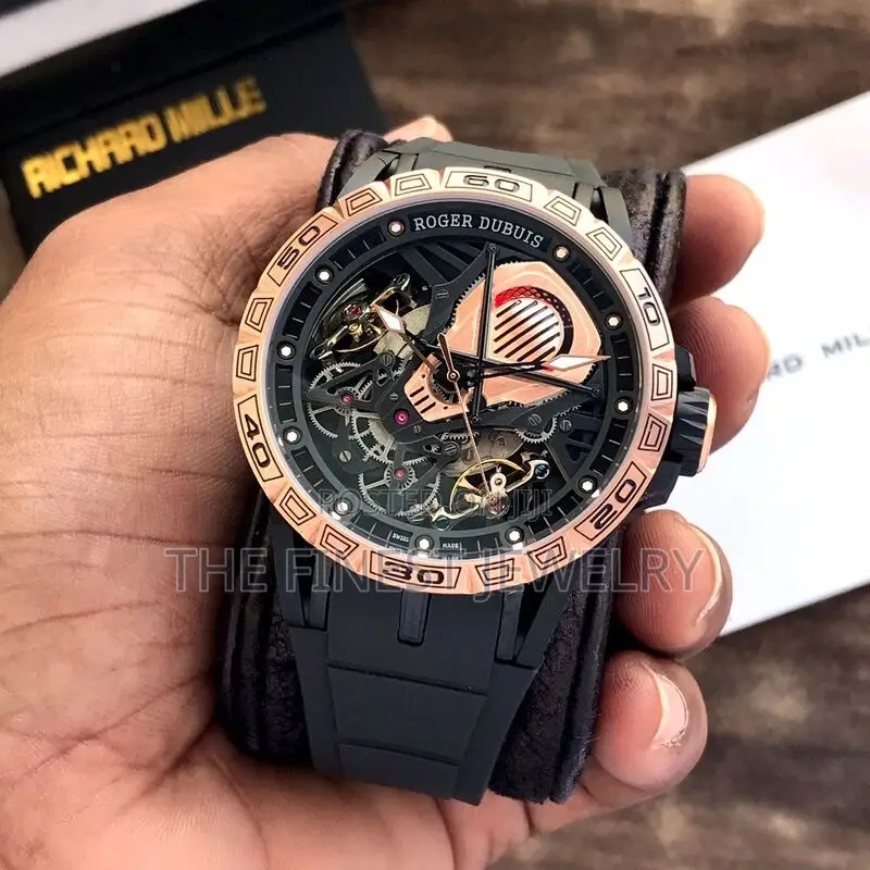Roger Dubuis Excalibur Spider Aventador S Features a Striking Skeleton